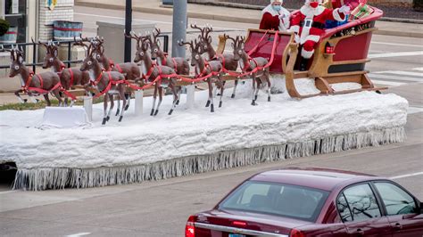 Video 133rd Annual Santa Claus Parade Becomes A Reverse Drive Thu Event