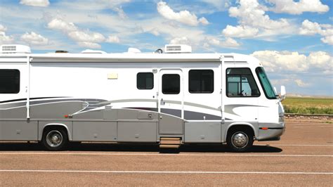 5 Best Newmar Rvs Available In 2021 Drivin Vibin Vrogue