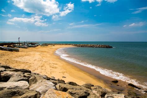 Premium Photo Negombo Beach At Sri Lanka