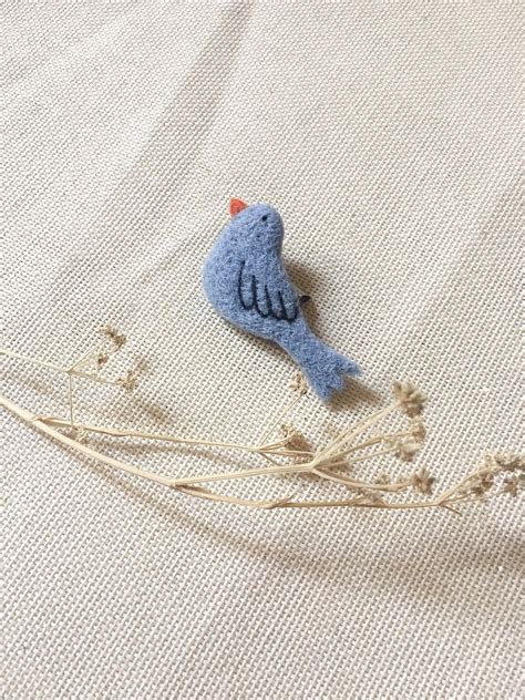 Cute Needle Felted Bird Brooch Felted Wool Crafts Felt Crafts Diy