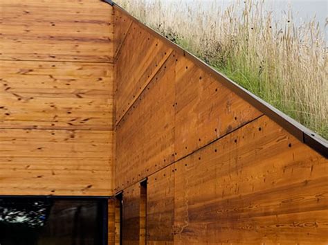 Landhouse A Sloping Prefab Home Complete With Meadow Roof