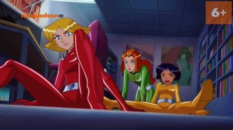 Pin By Naomi Kigu On Totally Spies Totally Spies Disney Characters Character