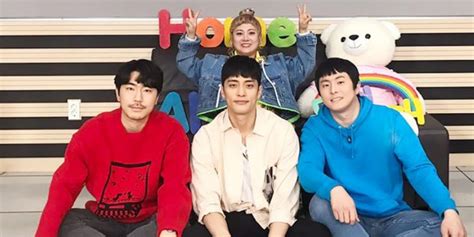 Previous forums are all accessible in the archives & everyone. 'I Live Alone' cast talk about Han Hye Jin and Jun Hyun ...