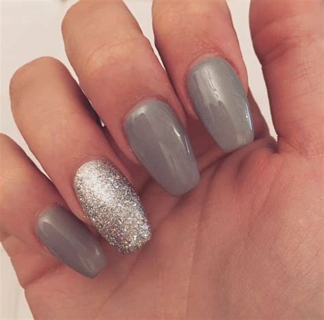 50 Awesome Accent Nails To Explore 2021 Guide Naildesigncode