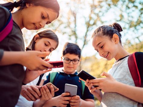 Should Kids Have Social Media Troomi Wireless