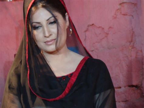 Saima Noors Prominence In Pakistani Film Industry Online Entertaining Songs