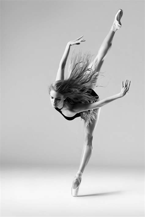 Erik Tomasson Captures Poetry In Motion Dance Poses Dance Pictures