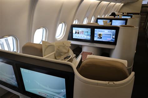 Review Saudia A330 300 New Business Class