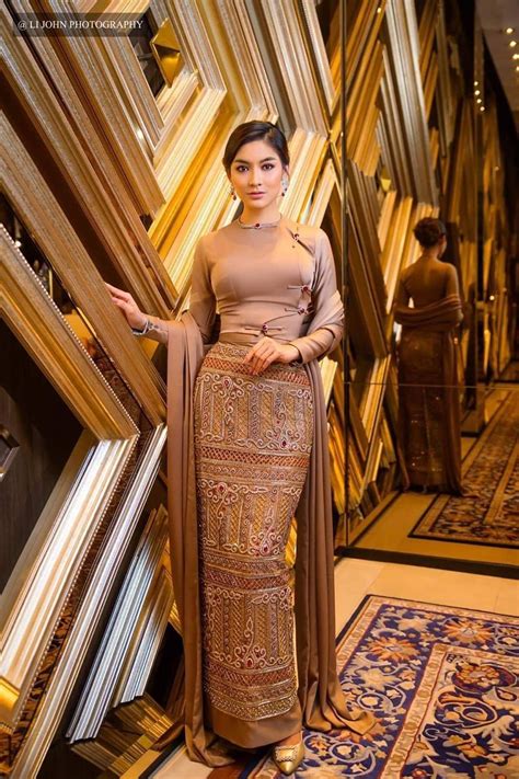 Myanmar Dress Myanmar Traditional Dress Traditional D