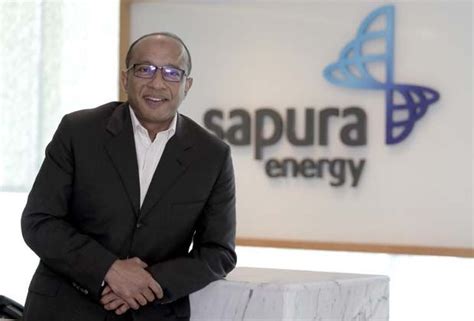 Sapura energy bhd's president and chief executive officer (ceo) tan sri shahril shamsuddin, one of the highest paid top he left the national oil firm a year ago. Shahril to retire from Sapura in March, Anuar is CEO ...