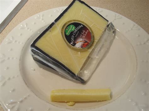 Cannundrums Cheese Myzithra Cotswold And Aged Cheddar