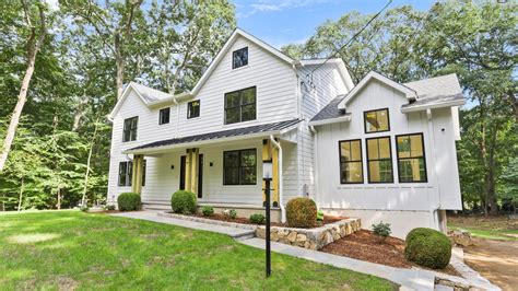 In Demand A Modern Farmhouse Style Renovation From A 1964 Colonial