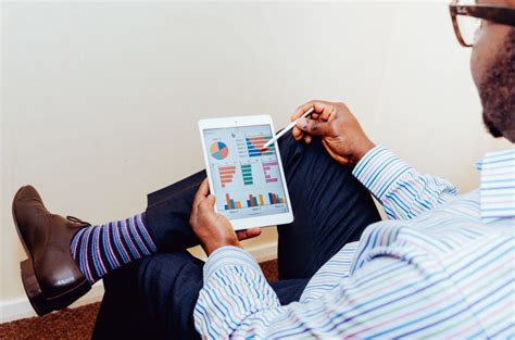 We review canadian crypto exchanges and show you how to purchase bitcoin, the legalities around cryptocurrency and these are digital market places that allow you to trade, buy and sell cryptocurrency. How To Buy and Sell Bitcoin in Canada • Benzinga