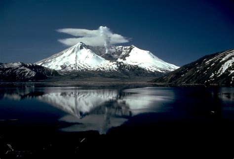 31 Year Anniversary Of Mount St Helens Eruption 31 Pics
