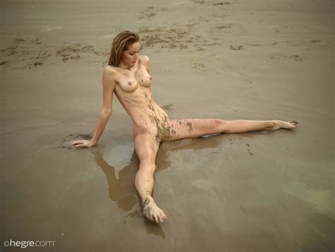 Sonya In Dirty Beach Girl By Hegre Art Erotic Beauties