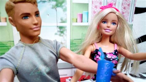La Primera Cita De Barbie Y Ken Historias Con Juguetes Barbie Barbie Y