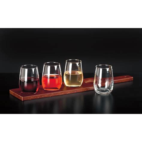 They offer a stable foundation and are not as tall and slender as stemmed glasses, so they are less likely to tip over and break. Libbey 260 6.25 oz. Stemless Wine Glass - 12 / Case