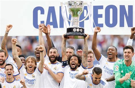 Real Madrid Crush Espanyol To Lift Their Th La Liga Title