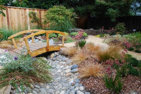 Posted by backyard bridge at 9:09 am 2 comments this idea may raise some concerns about nesting bees and stings. 25 Amazing Garden Bridge Design Ideas that Will Make Your ...