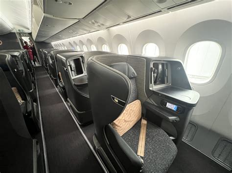 Turkish Airlines Boeing 787 Business Class Review ORD To IST