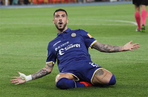 Jun 22, 2021 · selon les dernières informations de la gazzetta dello sport, les dirigeants rossoneri auraient coché le nom de mattia zaccagni. Verona, Zaccagni: "Spaventato dopo il tampone, ma ora sono ...
