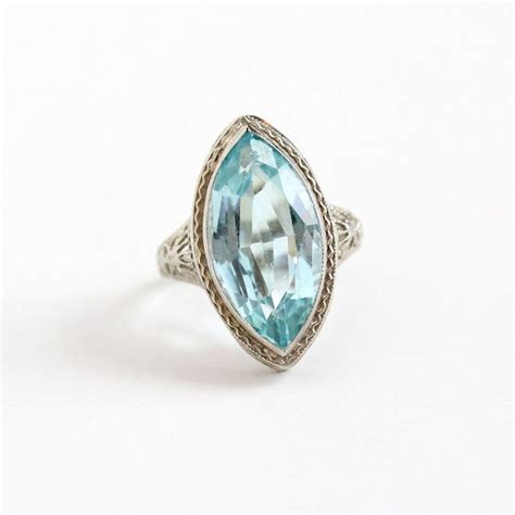 Shop aquamarine engagement rings from kay, your store for engagement rings. 13 Aquamarine Engagement Rings That'll Sweep You Off Your Feet - Brit + Co