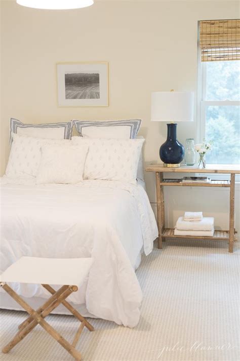 With the bed taking up a good chunk of space and the need for functional furniture pieces, how do you find the space to decorate? Small Bedroom Ideas