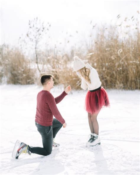 These Winter Proposals Are About To Make You Feel All Warm And Fuzzy