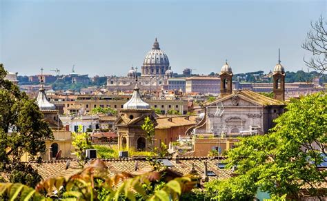 Lo Scandalo Del Centro Storico Di Roma Sito Unesco Privo Di Tutela