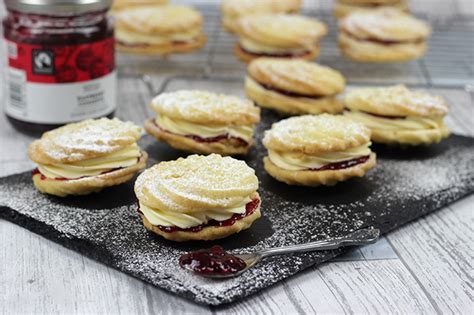 Great British Bake Off Bake Along Viennese Whirls Cakey Goodness