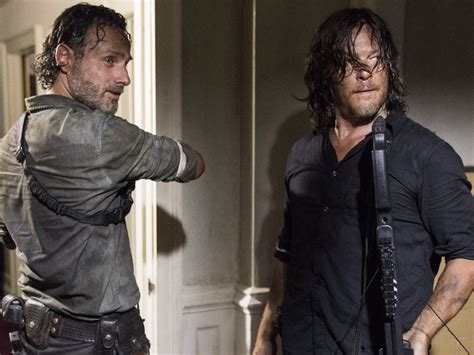 The Walking Dead Could Be Setting Up A Rick And Daryl Showdown Business Insider