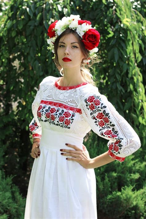 Ukrainian Beauty Traditional Dresses Stylish Dresses Boho Chic Fashion