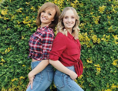 Check spelling or type a new query. Szexi dívaként pózolt Szandi és lánya - Fotó