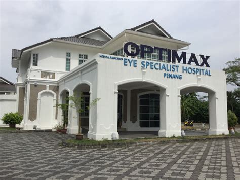 Service was very speedy, with an appointment to see a specialist then surgery within about a week. Optimax Penang Eye Specialist Hospital