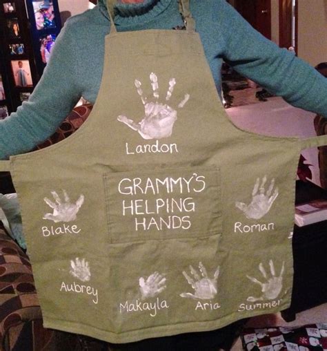 Best best gifts for grandmother in 2021 curated by gift experts. Handprint apron gift for Grandma! | Birthday gifts for ...
