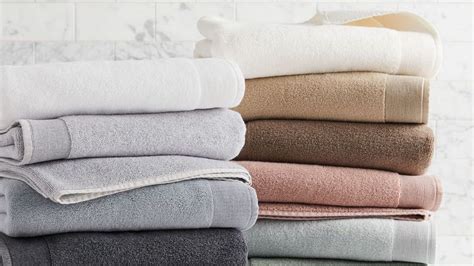 Shop The Best Bath Towels That Are Soft And Extra Plush