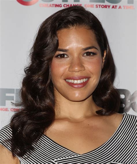 America Ferrera S 16 Best Hairstyles And Haircuts