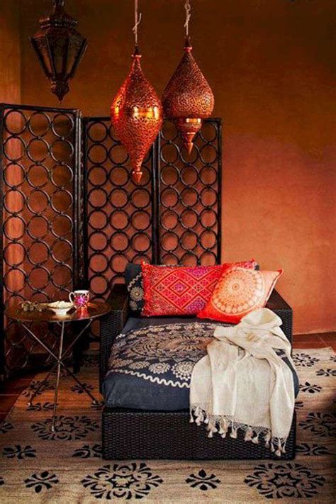 31 Elegant And Luxury Arabian Bedroom Ideas Moroccan Decor Moroccan Interiors Bedroom Design