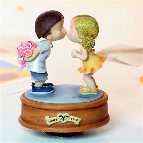 Love Kiss Music Box For Sale Romantic Birthday T For Girlfriend