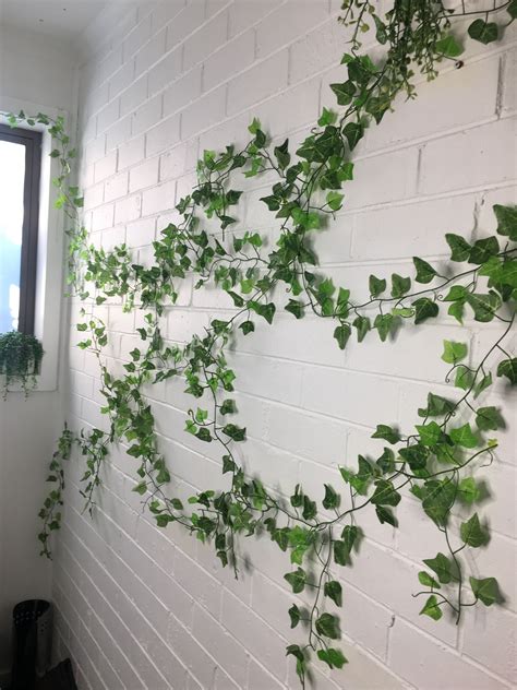 Ivy Wall On Bricks Indoor Ivy Wall Greenwall Wall Climbing Plants Ivy Plant Indoor Plant