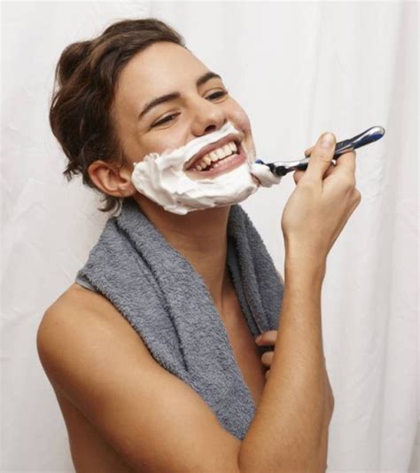 Women Are Shaving Their Faces Now And It Might Not Be As Crazy As It Sounds According To