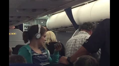 Oregon Woman Suing After Autistic Daughter Kicked Off Flight