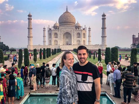 How To Visit The Taj Mahal While Avoiding Hordes Of Tourists Nicolyn