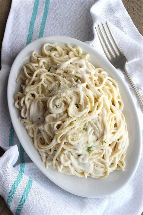 Easy recipes to make in your slow cooker! Simple Low Fat Alfredo Sauce Recipe By Simple Green Moms