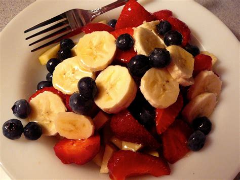 The Hidden Pantry Fruit Plate Breakfast And The 9 Cup Diet For Health