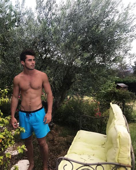 Sukaan Komen Mateo Mateo Lanzi Pada Instagram Dolce