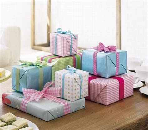 Take a glance the best baby shower gifts collections. 7 Best Baby Shower and Godh Bharai Gifts for Indian Mom ...