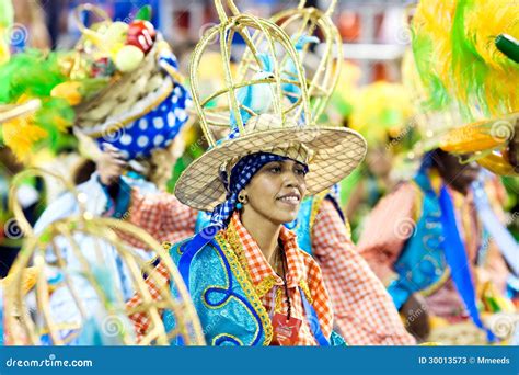 Rio De Janeiro February 11 A Woman In Costume Dancing On Carnival At
