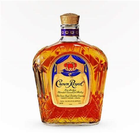 The 10 Best Canadian Whisky Brands to Try in 2022 - Next Luxury