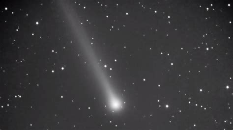 Tails Of Comet Ison And Comet Lovejoy Caught In Stunning Time Lapse